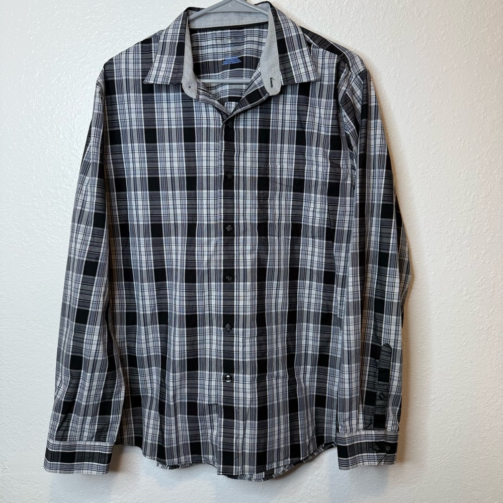 Van Heusen Studio Men’s Business Casual Classic Button Down Shirt Size Large